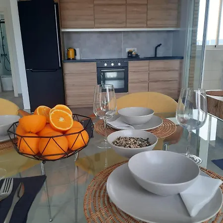 A 100 Metros De La Playa Con Grande Terraza Y Vistas Al Mar Apartamento Daimús