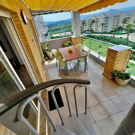 A 100 Metros De La Playa Con Grande Terraza Y Vistas Al Mar Daimús